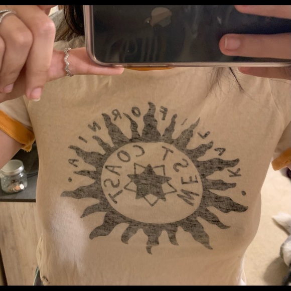 Kendall and Kylie crop top - Picture 3 of 5